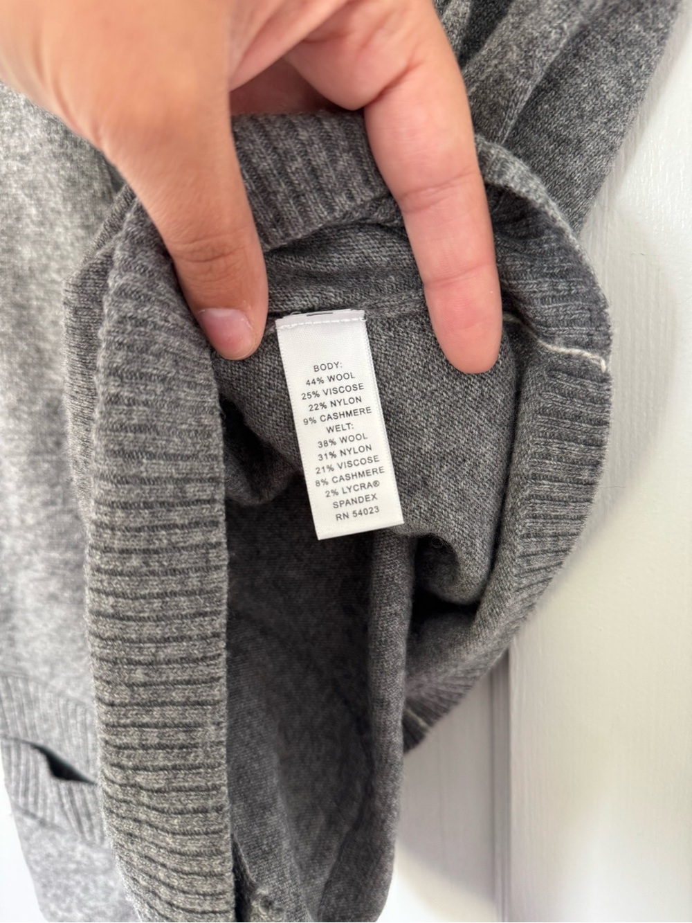 Banana Republic Luxury Cashmere Blend Vest - Picture 5 of 6